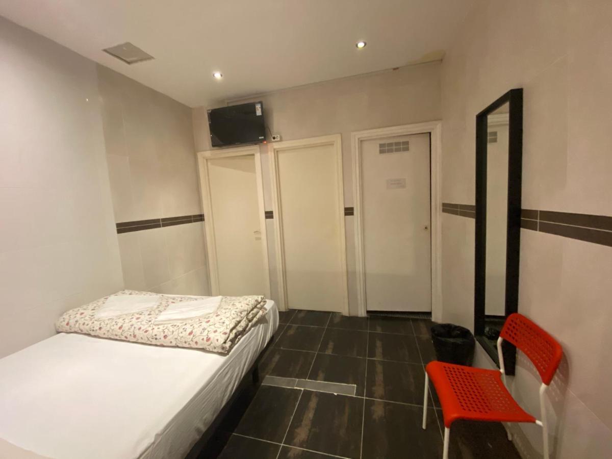 Hostal Granvia 628 바르셀로나 외부 사진