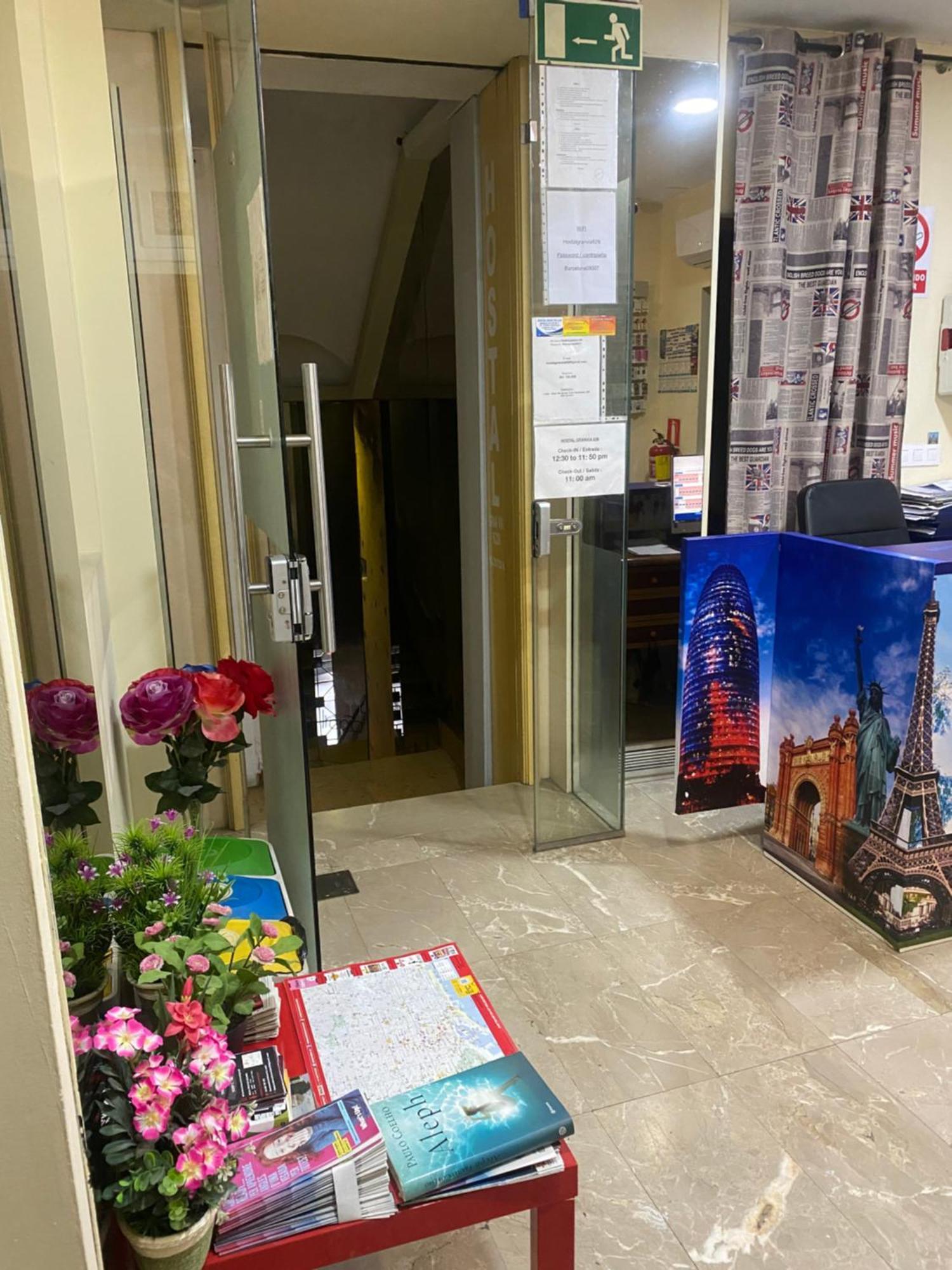 Hostal Granvia 628 바르셀로나 외부 사진