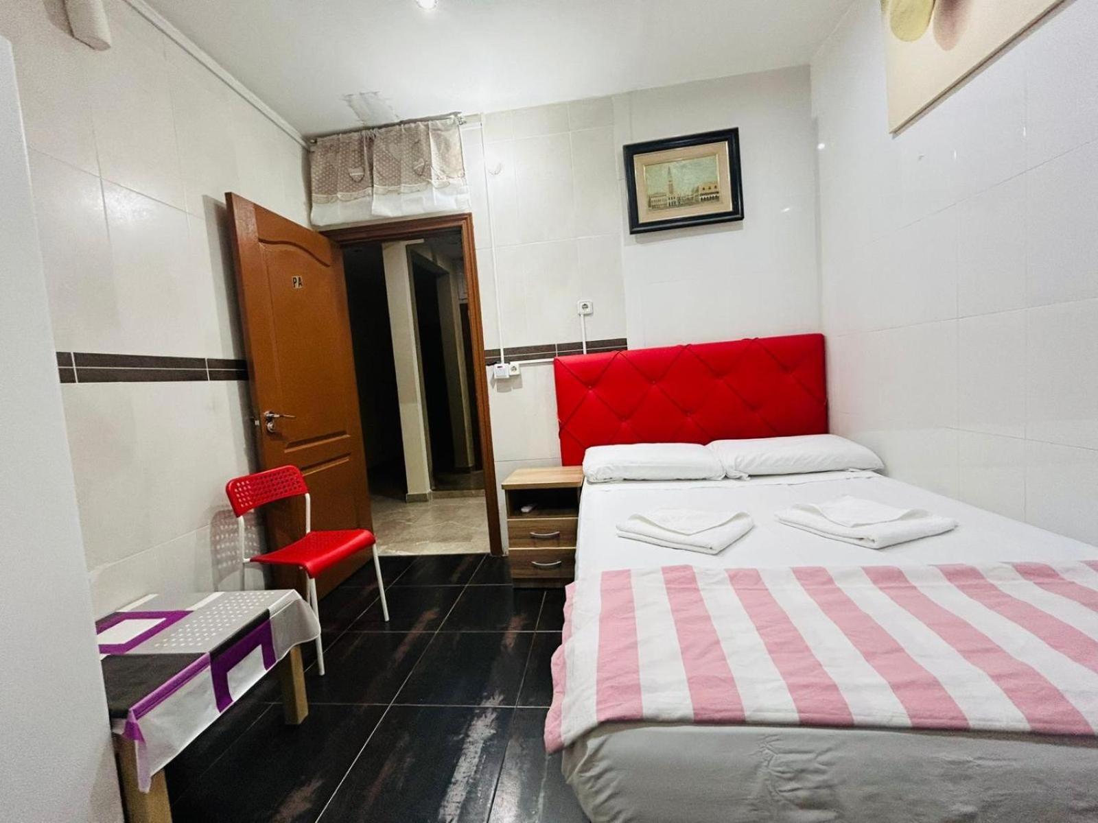 Hostal Granvia 628 바르셀로나 외부 사진